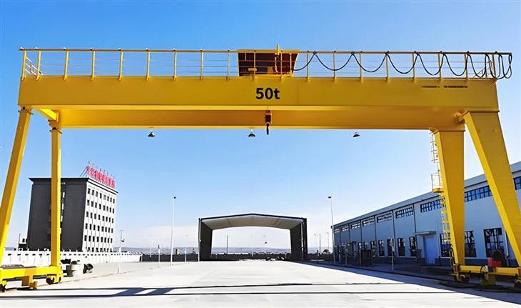 Double Girder Gantry Crane With Lifting Electric Hoist Winch Warehouse best